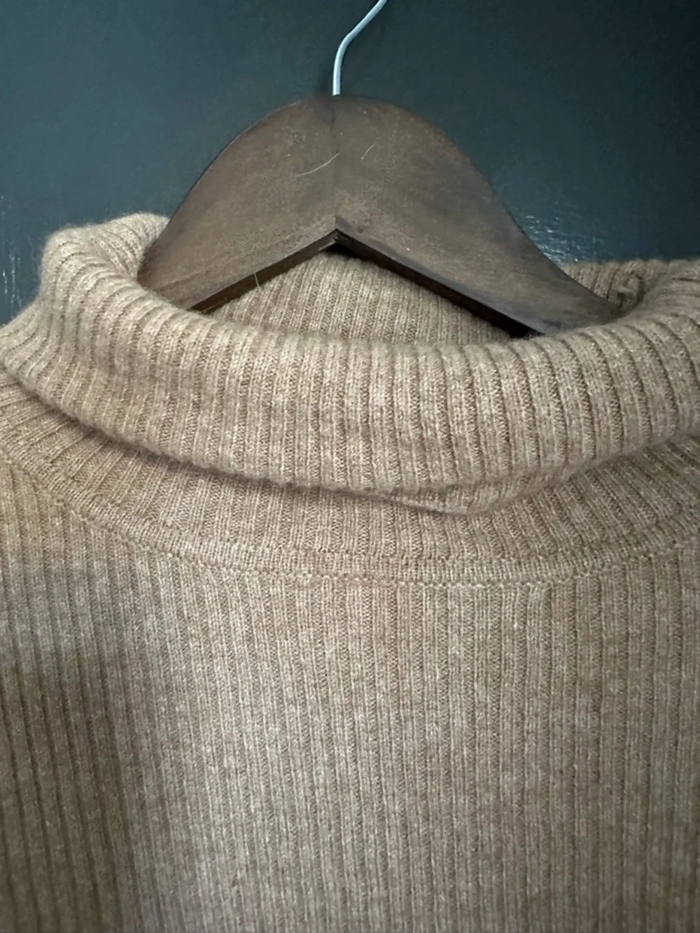 Reformation Luisa Cashmere Sweater L - Picture 5 of 7